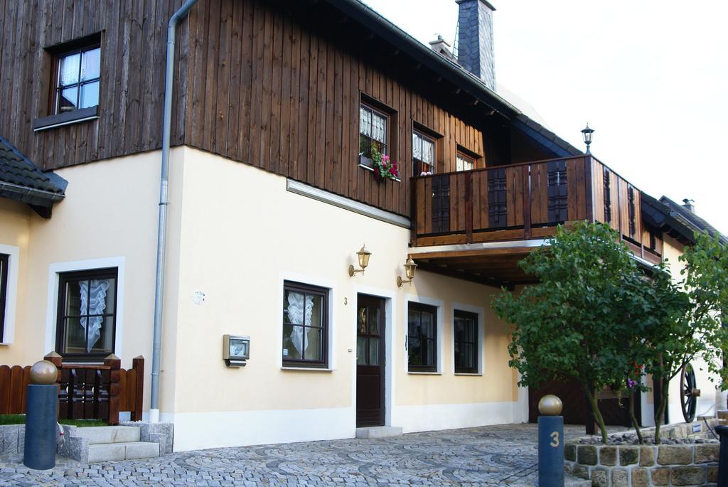 Ferienwohnung Am Schloss Lauenstein Im Erzgebirge Exteriör bild